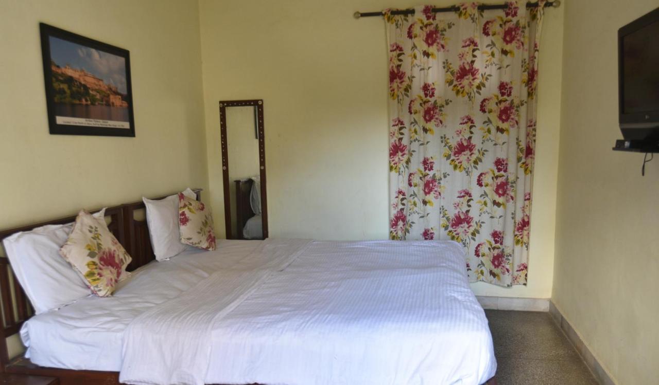 Sneh Deep Guest House Jaipur Bagian luar foto