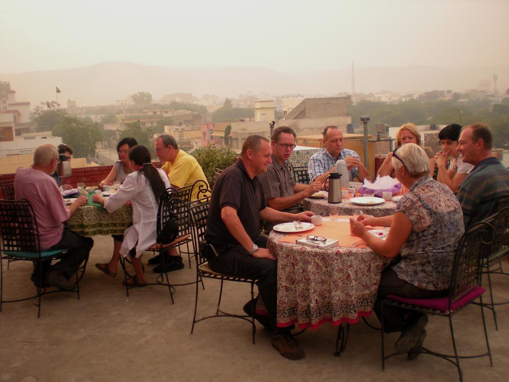 Sneh Deep Guest House Jaipur Bagian luar foto