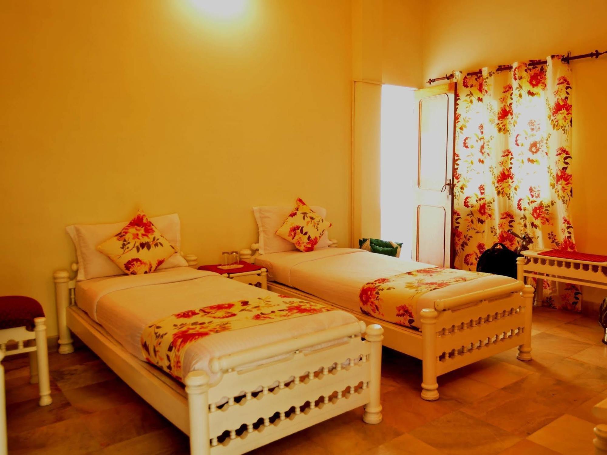 Sneh Deep Guest House Jaipur Bagian luar foto
